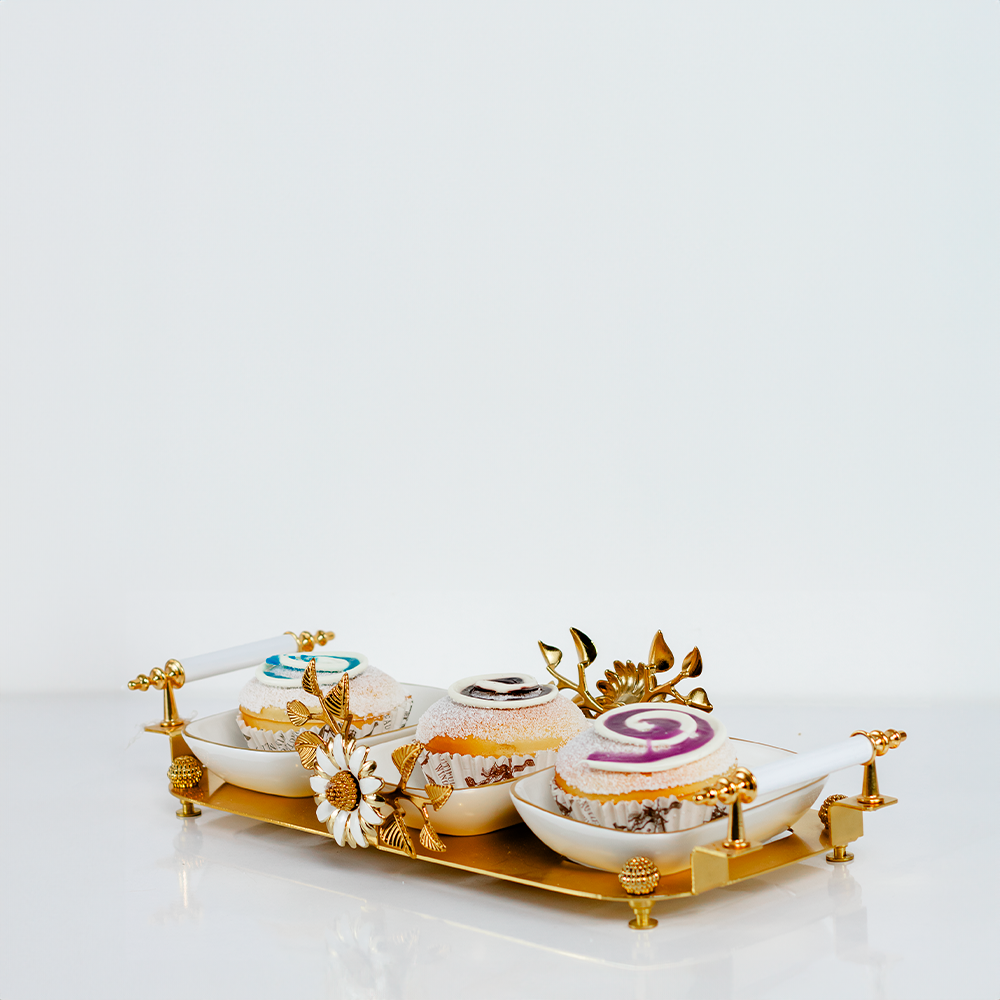 Conjunto de bandeja decorativa de 3 peças branco e dourado com alças para servir e decorar mesa de centro ou sala