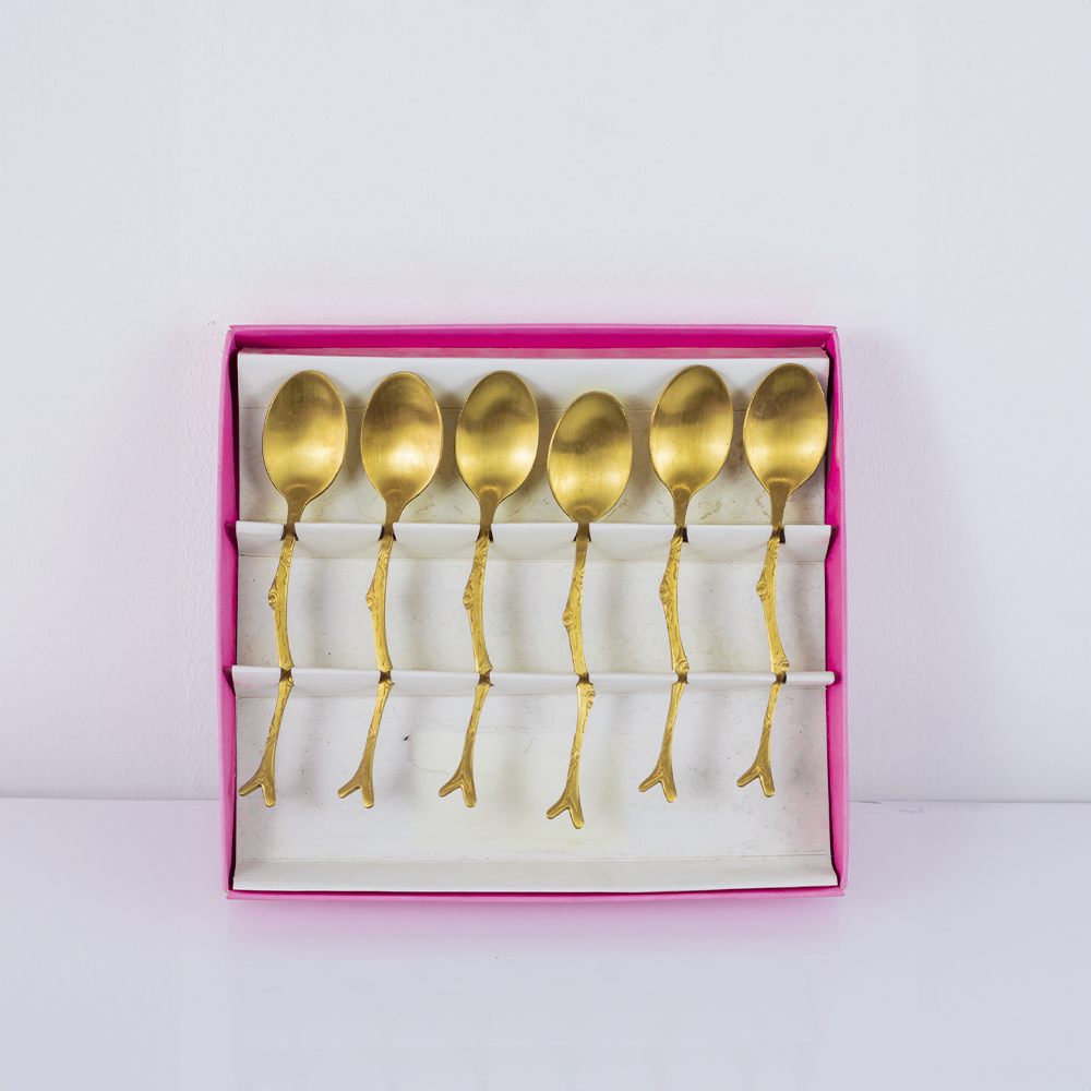 conjunto-colheres-cha-dourado-6-pecas